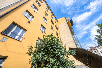 Prodej bytu 2+kk v osobním vlastnictví 62 m², Praha 10 - Vršovice