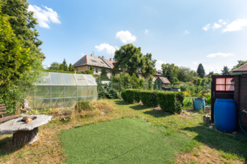 Prodej pozemku 214 m², Chomutov