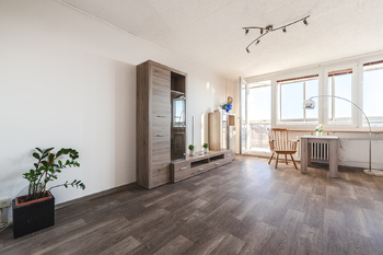 OBÝVACÍ POKOJ - Pronájem bytu 3+kk v družstevním vlastnictví 71 m², Praha 8 - Čimice