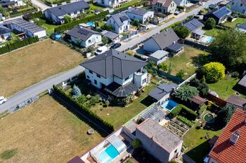 Pohled na dům - Prodej domu 234 m², Tuřice