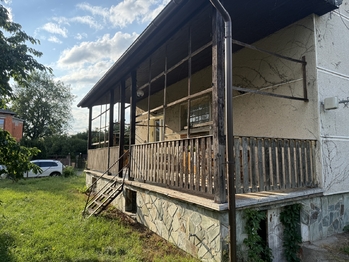 Prodej domu 172 m², Ostrá