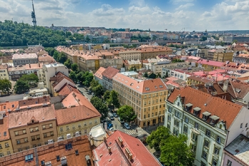 Dron - pohled od Rohanu - Prodej bytu 1+kk v osobním vlastnictví 36 m², Praha 8 - Karlín