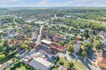 Pronájem obchodních prostor, Milovice