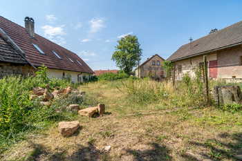 Prodej pozemku 2771 m², Velký Vřešťov