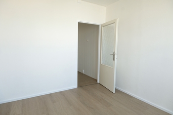 2. pokoj 10,4 m² - Pronájem bytu 4+1 v osobním vlastnictví 78 m², Praha 4 - Krč