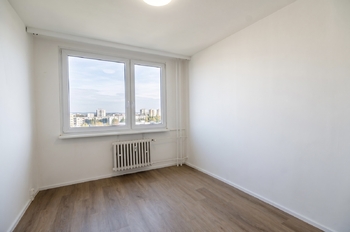 2. pokoj 10,4 m² - Pronájem bytu 4+1 v osobním vlastnictví 78 m², Praha 4 - Krč