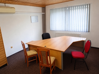 Pronájem kancelářských prostor 40 m², Sedlčany
