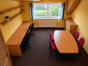 Kancelář 2 - Pronájem kancelářských prostor 40 m², Sedlčany