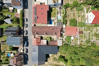 dům a okolí - Prodej domu 225 m², Praha 9 - Kyje