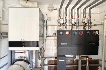 technické zázemí - Prodej domu 225 m², Praha 9 - Kyje