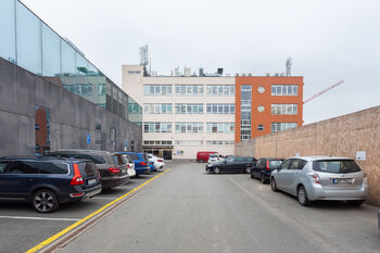 Pronájem kancelářských prostor 6400 m², Praha 9 - Vysočany