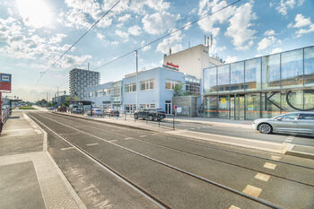 Pronájem kancelářských prostor 6400 m², Praha 9 - Vysočany