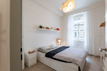 Pronájem bytu 2+kk v osobním vlastnictví 34 m², Praha 2 - Nové Město