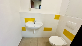 Pronájem kancelářských prostor 100 m², Praha 4 - Háje
