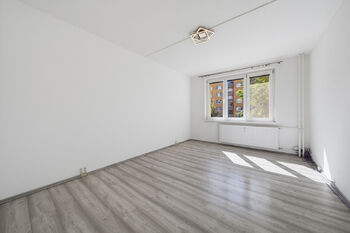 Prodej bytu 4+1 v osobním vlastnictví 77 m², Chomutov