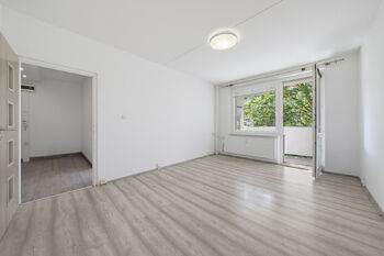 Prodej bytu 4+1 v osobním vlastnictví 77 m², Chomutov