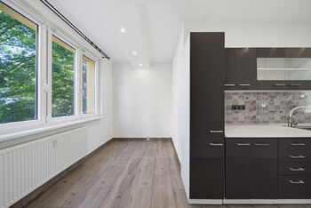 Prodej bytu 4+1 v osobním vlastnictví 77 m², Chomutov