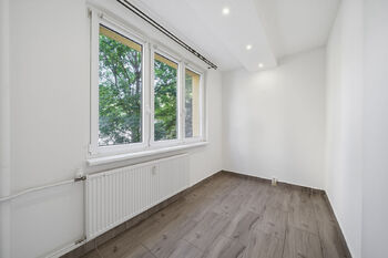 Prodej bytu 4+1 v osobním vlastnictví 77 m², Chomutov