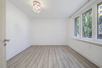 Prodej bytu 4+1 v osobním vlastnictví 77 m², Chomutov