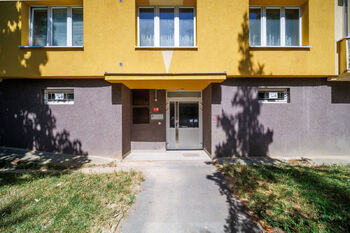 Prodej bytu 4+1 v osobním vlastnictví 77 m², Chomutov