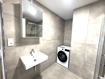 Pronájem bytu 2+kk v osobním vlastnictví 45 m², Praha 5 - Hlubočepy