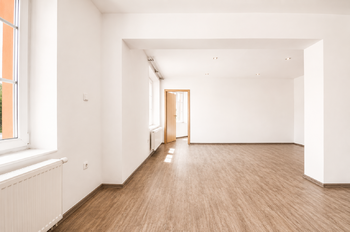 Obývací pokoj - Pronájem bytu 3+kk v osobním vlastnictví 68 m², Velké Poříčí