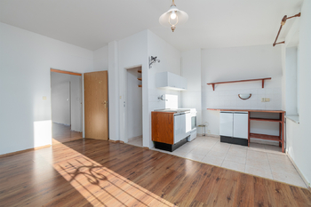 Kuchyně - Prodej bytu 2+1 v osobním vlastnictví 70 m², Plzeň