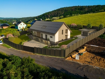 Prodej pozemku 1992 m², Hředle