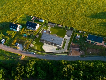 Prodej pozemku 1992 m², Hředle