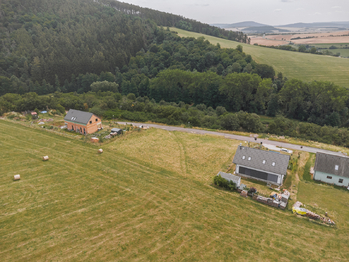 Prodej pozemku 1992 m², Hředle