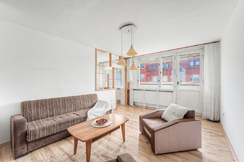 Obývací pokoj - Prodej bytu 3+kk v osobním vlastnictví 69 m², Říčany