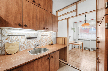 Kuchyně  + jídelna - Prodej bytu 3+kk v osobním vlastnictví 69 m², Říčany