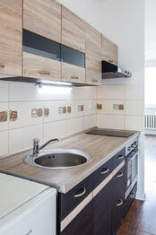 +420 739 604 767 I www.vaclavadamcik.cz I vaclav.adamcik@re-max.cz - Pronájem bytu 2+kk v osobním vlastnictví 39 m², Ostrava