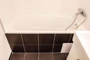 +420 739 604 767 I www.vaclavadamcik.cz I vaclav.adamcik@re-max.cz - Pronájem bytu 2+kk v osobním vlastnictví 39 m², Ostrava