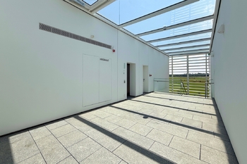 Prodej bytu 3+kk v osobním vlastnictví 143 m², Popovičky