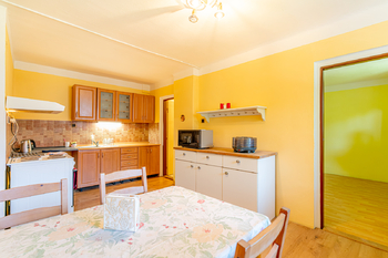 Přízemí domu / kuchyně  - Prodej domu 240 m², Počaply