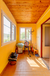 Veranda v přízemí rodinného domu - Prodej domu 240 m², Počaply