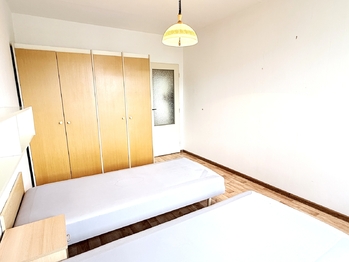 ložnice - Pronájem bytu 3+1 v osobním vlastnictví 73 m², Praha 3 - Žižkov