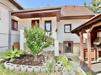 Prodej domu 168 m², Přelíc