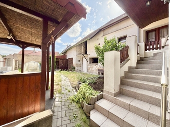 Prodej domu 168 m², Přelíc
