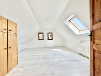 Prodej domu 168 m², Přelíc