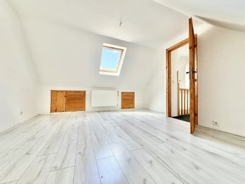 Prodej domu 168 m², Přelíc