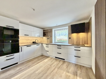 Prodej domu 168 m², Přelíc