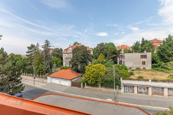 Prodej bytu 4+1 v družstevním vlastnictví 166 m², Praha 10 - Vinohrady