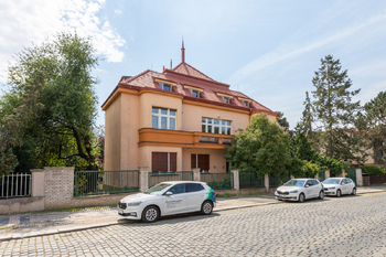 Prodej bytu 4+1 v družstevním vlastnictví 166 m², Praha 10 - Vinohrady