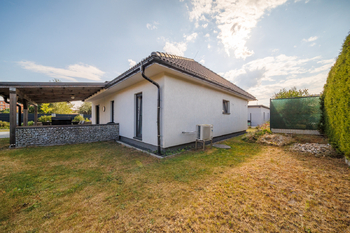 Prodej domu 98 m², Ostrov