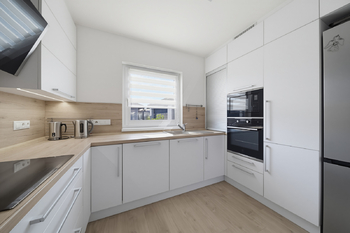 Prodej domu 98 m², Ostrov