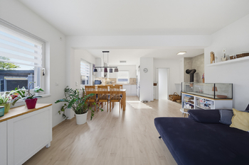 Prodej domu 98 m², Ostrov