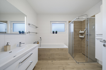 Prodej domu 98 m², Ostrov