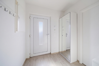 Prodej domu 98 m², Ostrov